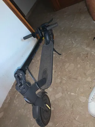 Patinete Eléctrico Negro