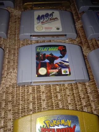 Nintendo 64 con 2 mandos + videojuegos