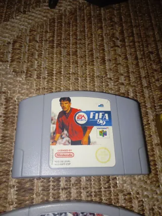 Nintendo 64 con 2 mandos + videojuegos