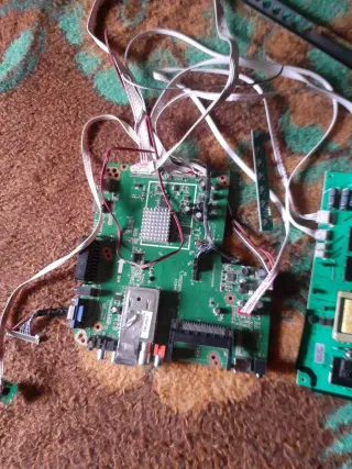 Placa Base OKI B32F-LED1 TV