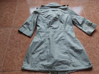 Gabardina Amichi 100% Algodón beige con cremallera