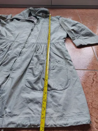 Gabardina Amichi 100% Algodón beige con cremallera