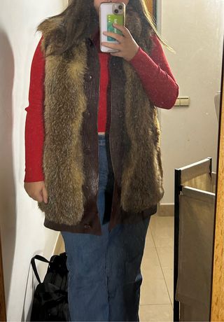 Chaleco de piel de zorro