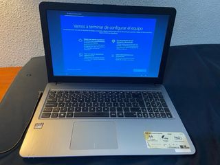 Ordenador Portátil Asus Plata y Negro