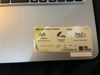 Ordenador Portátil Asus Plata y Negro