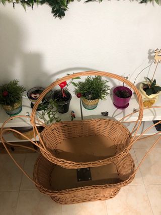 Cesta de mimbre de 2 pisos