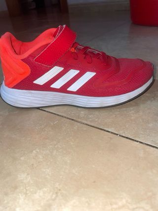 Zapatos Adidas Niños talla 31