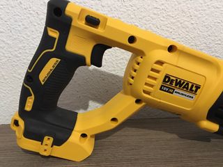Taladro Dewalt DCH133