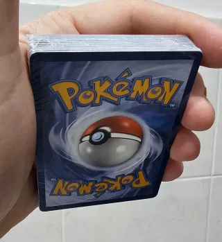 Pokémon 4 Mazzi Sigillati Energia.