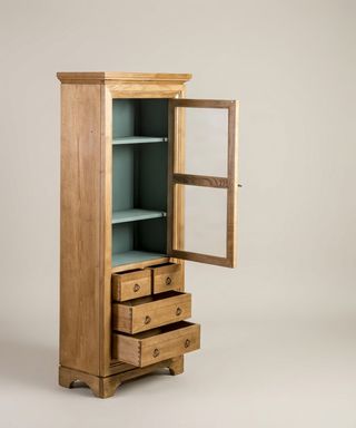 Vitrina de madera Rachel