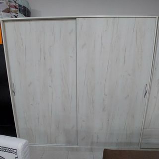 Armario puertas correderas 2x2m