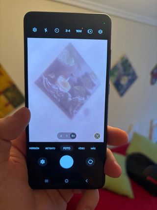 iPhone 12 e Samsung Galaxy A72