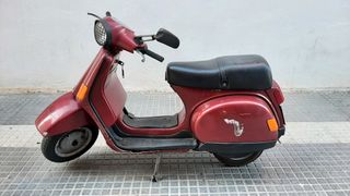 Vespa Cosa 200 Roja