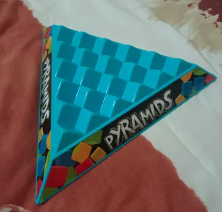 Juego de mesa PYRAMIDS