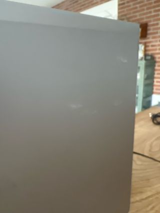 Subwoofer autoamplificado JBL 200/230 Gris