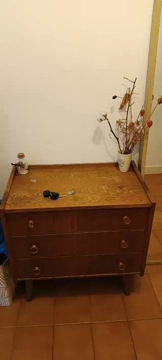 Cómoda antigua madera DDR