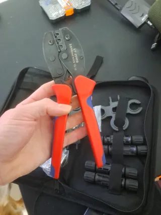 Crimpadora Solar LY-2546B Nueva