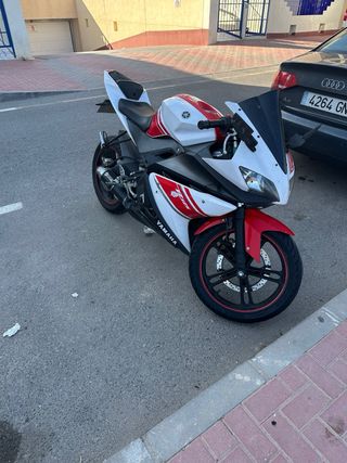 Yamaha YZF R125 2008