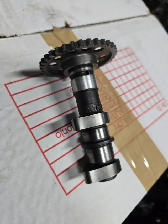 Árbol de levas LTZ400 IN