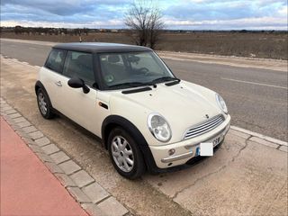 MINI One 2004