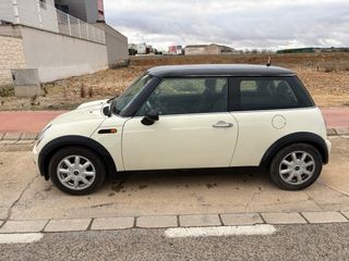 MINI One 2004