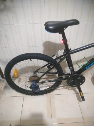 Bicicleta  Montaña BTWIN 24 Pulgadas