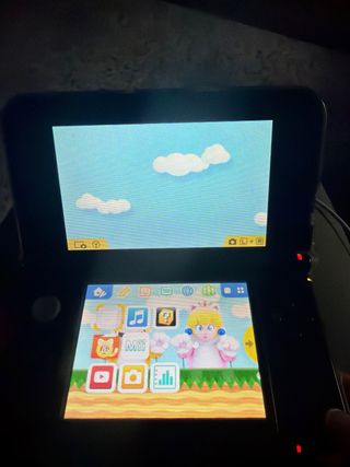 Nintendo 3DS Negra con Funda y Juegos