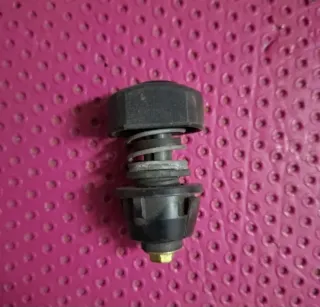 Tapa capó Renault Super 5