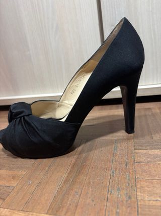 Zapatos tacón Gloria Ortiz negros