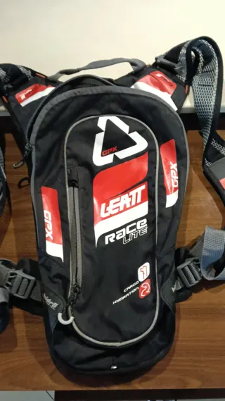 Mochila Leatt GPX Race Lite Hidratação