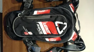Mochila Leatt GPX Race Lite Hidratação