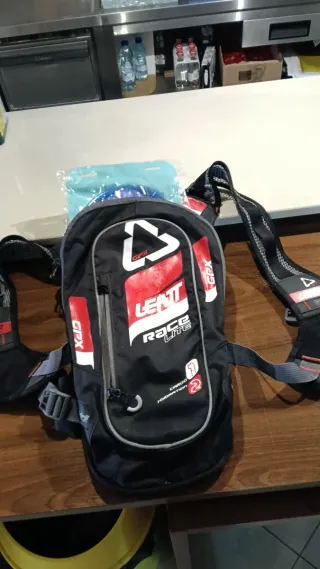 Mochila Leatt GPX Race Lite Hidratação