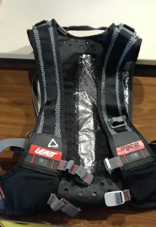Mochila Leatt GPX Race Lite Hidratação