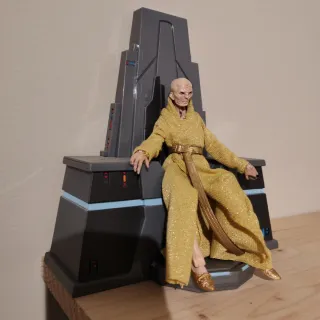 Figura Líder Snoke Trono Star Wars