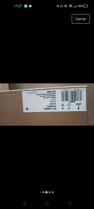 Zapatillas Reebok Blancas y Doradas.