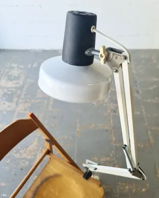 Flexo Luminaires NF. Francia, 70s.