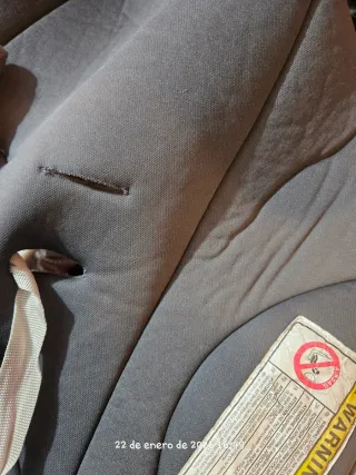 Silla de coche Baby auto. roja y gris 0 a 18 kg