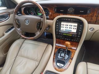 Jaguar XJ 2.7 D - 2006