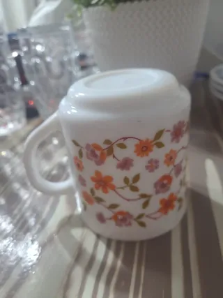 Taza Arcopal Vintage Flores hippy scania