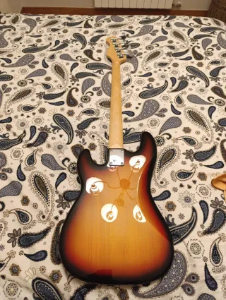 Pack Bajo Eléctrico + Amplificador