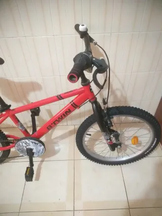 Bicicleta Montaña infantile B'TWIN 20 pulgadas