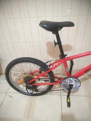 Bicicleta Montaña infantile B'TWIN 20 pulgadas