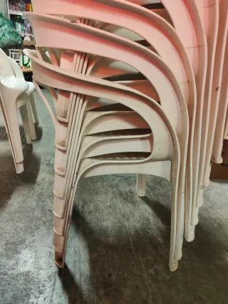 10 Sillas de piscina usadas.