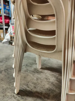 10 Sillas de piscina usadas.