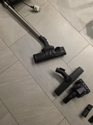 Aspirapolvere Rowenta Compact Power