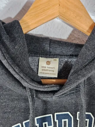 Sudadera negra con capucha talla xs