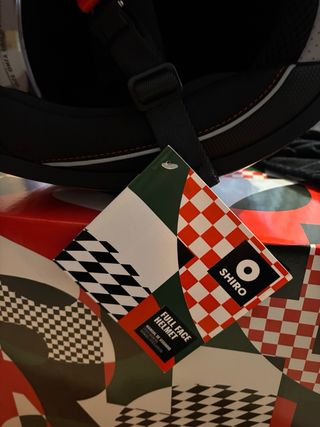 Casco de moto SHIRO blanco y rojo