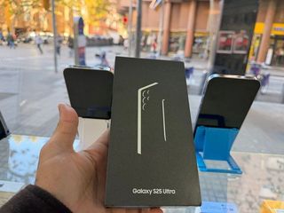 Galaxy S25 Ultra 256GB NUOVO SIGILLATO