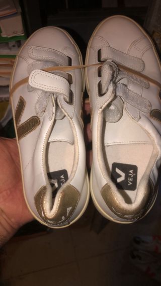 Zapatos Veja Blancos y Negros