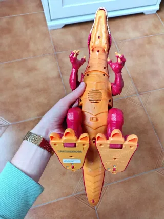 Dragón Robo Alive con Sonidos y Movimiento